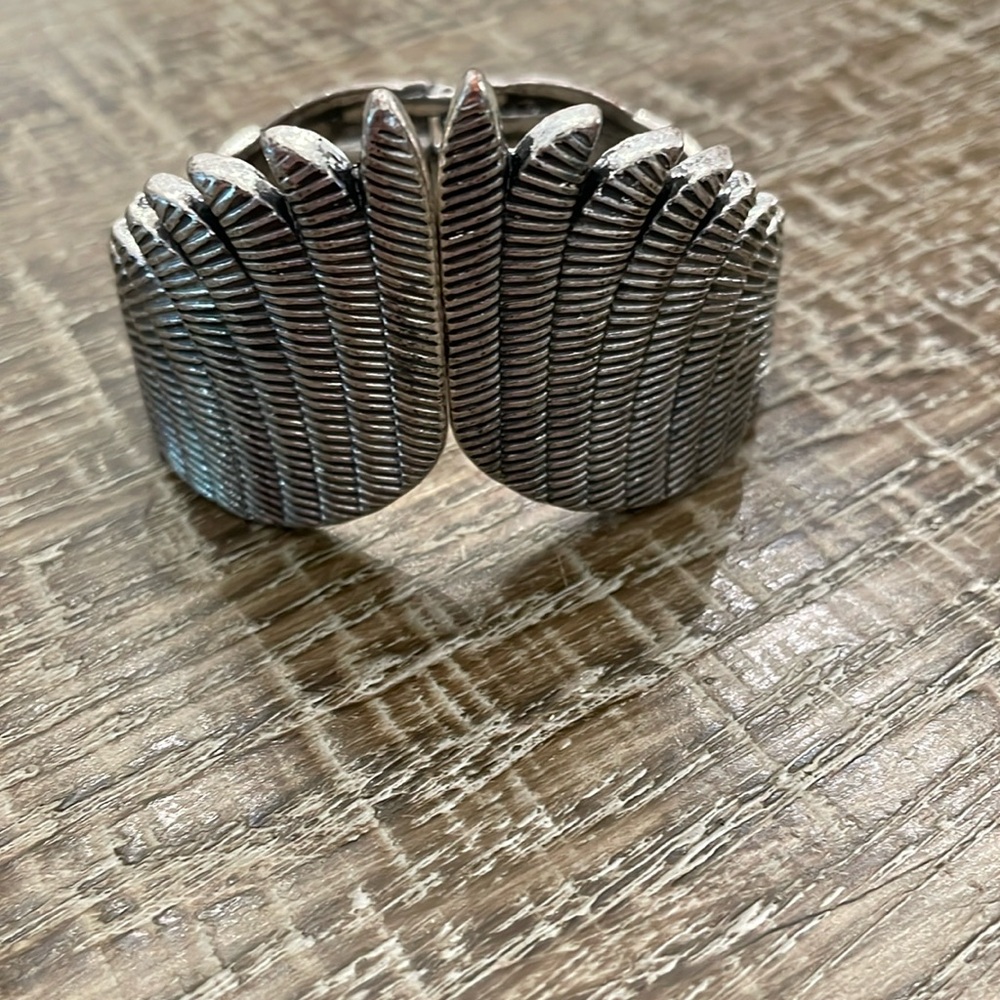 Jewelry - Silver cuff bracelet